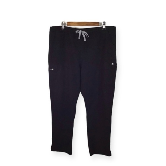 FIGS Yola Skinny Scrub Pants in Black Size XLarge Petite. - Picture 1 of 11